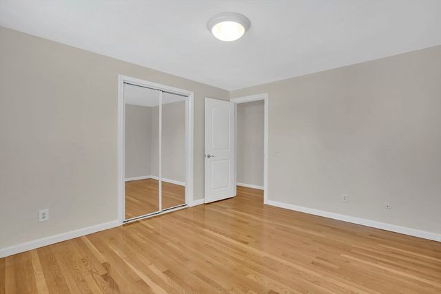 68 Peros Dr, Agawam, MA 01001