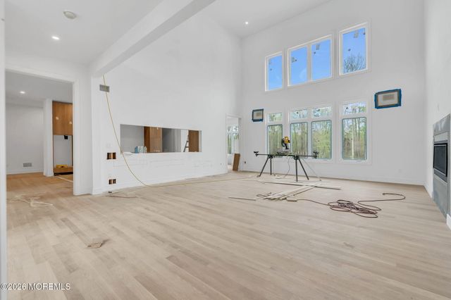 112 Parker Chase Court, Morganville, NJ 07751