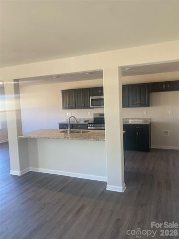 912 W Sumter Street, Shelby, NC 28150