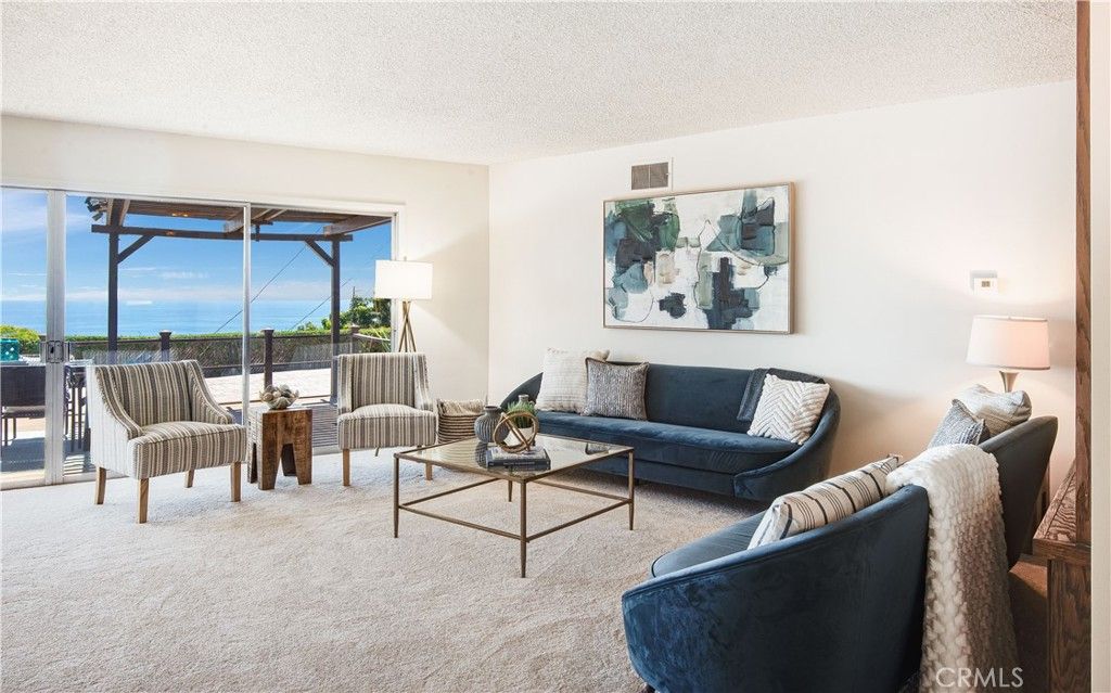 Image 3 of property listing at 3914 Admirable, Rancho Palos Verdes, CA 90275