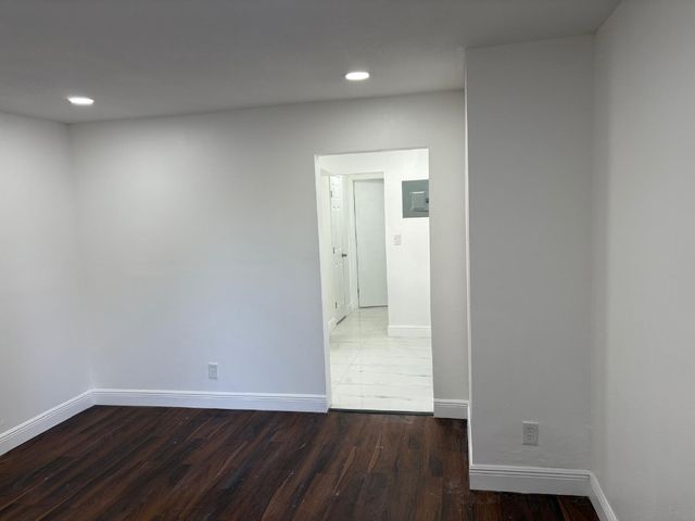 230 A SW A 11 Street, Dania Beach, FL 33004