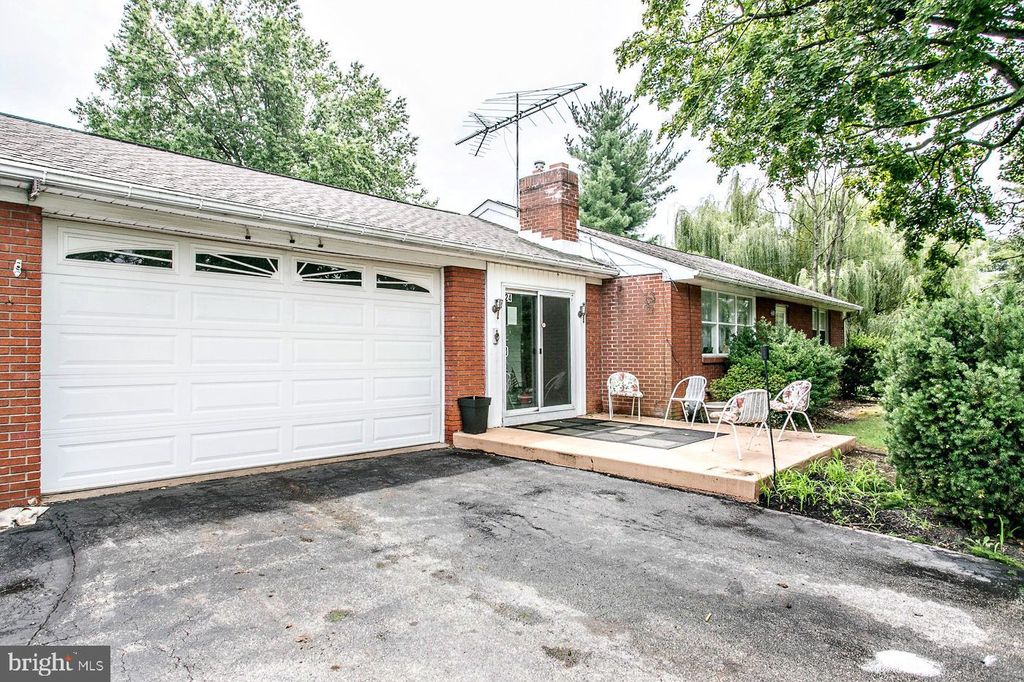 24 S PARK AVE, TROOPER, PA 19403 — photo 3