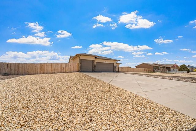 598 Chaunsey Dr, Pueblo West, CO 81007