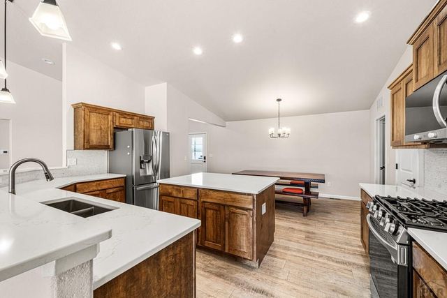 598 Chaunsey Dr, Pueblo West, CO 81007