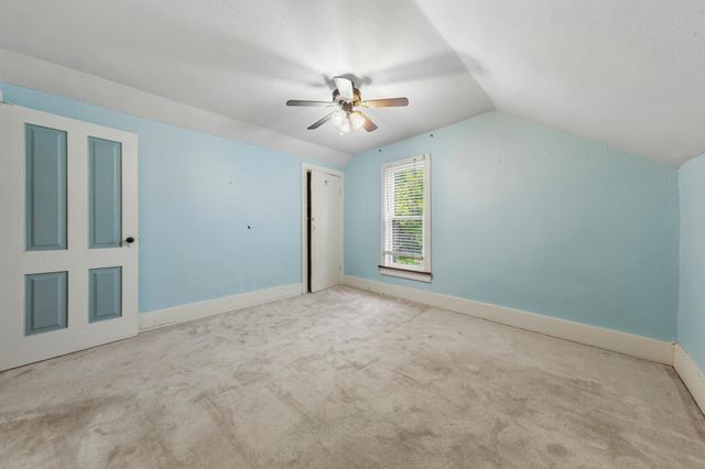 1617 N 4th Street, Mankato, MN 56001