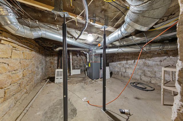 1617 N 4th Street, Mankato, MN 56001