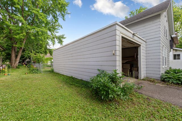 1617 N 4th Street, Mankato, MN 56001