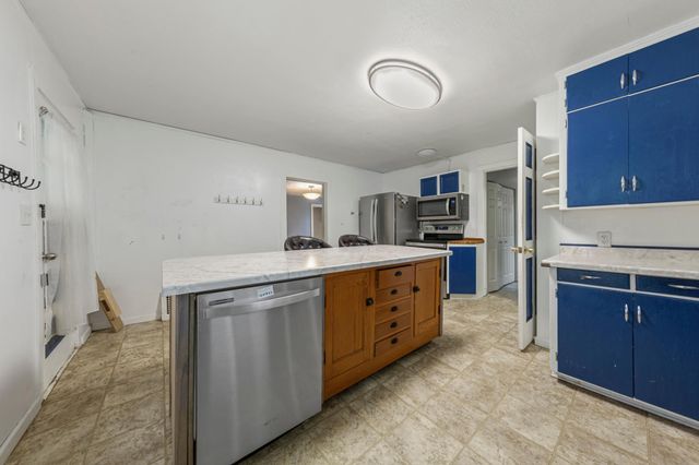 1617 N 4th Street, Mankato, MN 56001