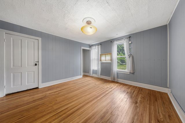 1617 N 4th Street, Mankato, MN 56001