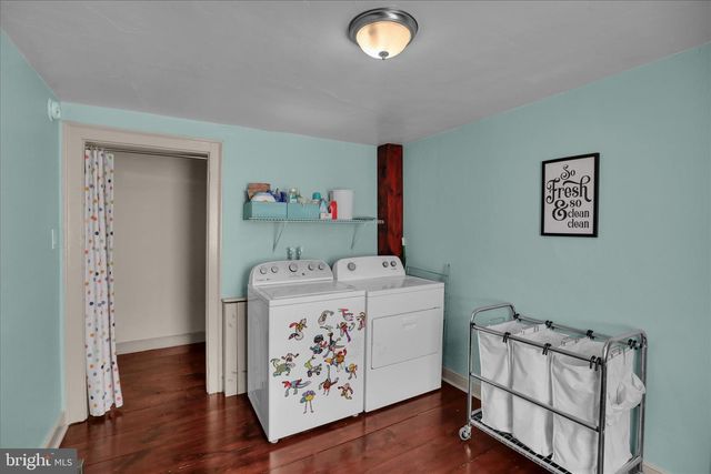 130 E MARKET ST, Marietta, PA 17547
