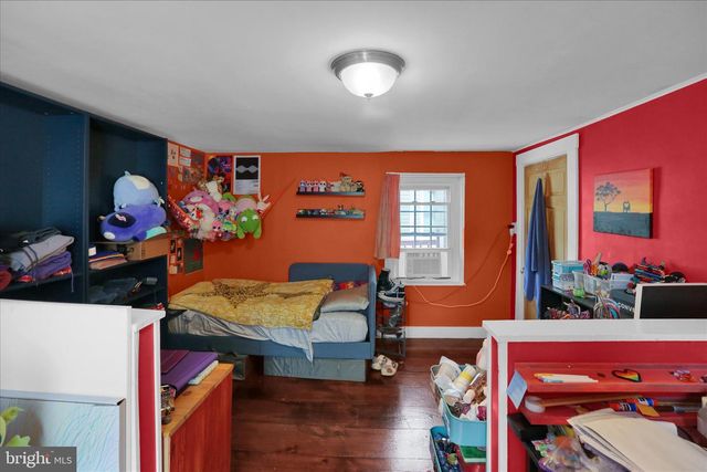 130 E MARKET ST, Marietta, PA 17547