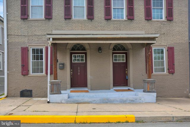 130 E MARKET ST, Marietta, PA 17547