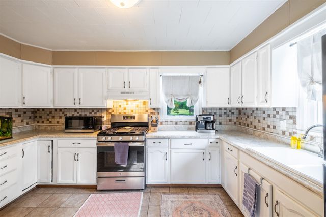 5493 W Frances Road, Mt Morris Twp, MI 48420