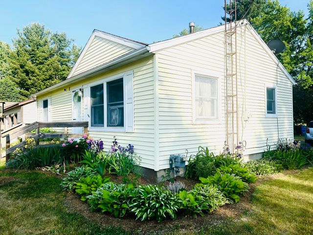 5493 W Frances Road, Mt Morris Twp, MI 48420