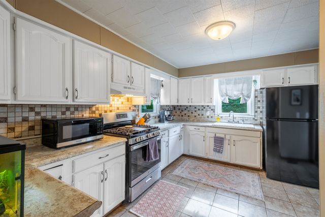 5493 W Frances Road, Mt Morris Twp, MI 48420