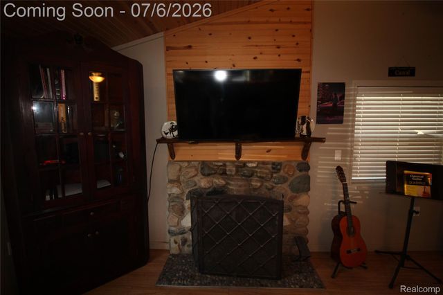 11144 Beryl Drive, White Lake Charter Township, MI 48386