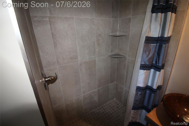 11144 Beryl Drive, White Lake Charter Township, MI 48386
