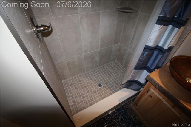 11144 Beryl Drive, White Lake Charter Township, MI 48386
