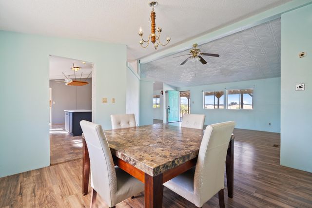 13905 Mendenhall Road, Red Bluff, CA 96080