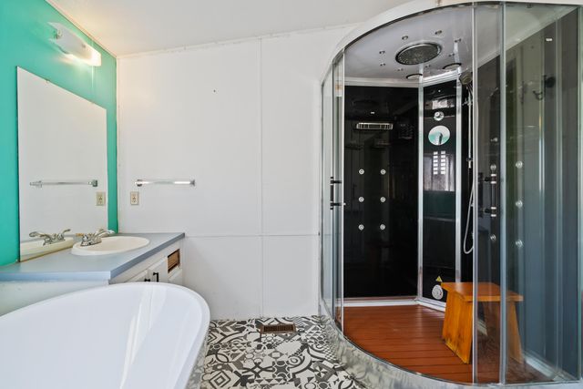 13905 Mendenhall Road, Red Bluff, CA 96080