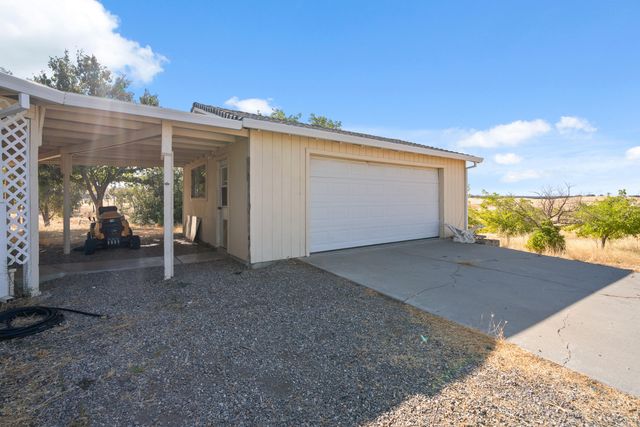 13905 Mendenhall Road, Red Bluff, CA 96080