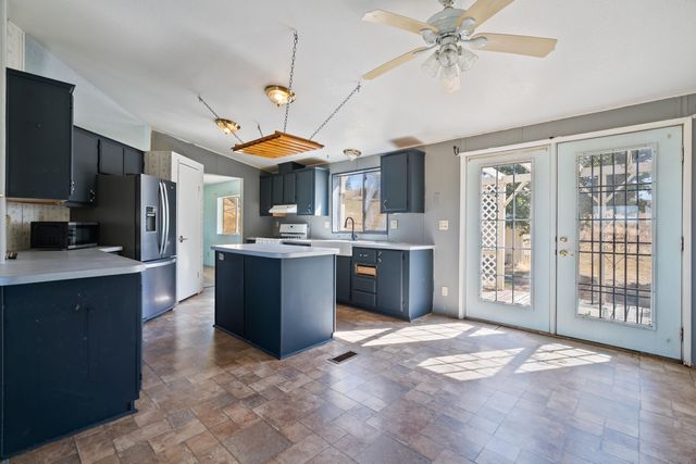 13905 Mendenhall Road, Red Bluff, CA 96080