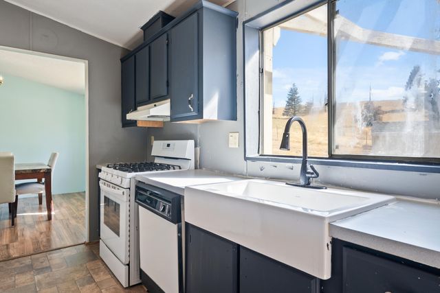 13905 Mendenhall Road, Red Bluff, CA 96080