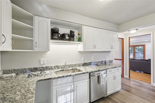 3475 W 145th Street, Cleveland, OH 44111