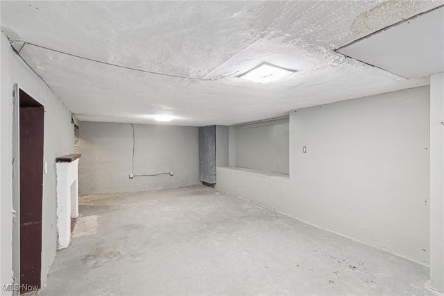 3475 W 145th Street, Cleveland, OH 44111