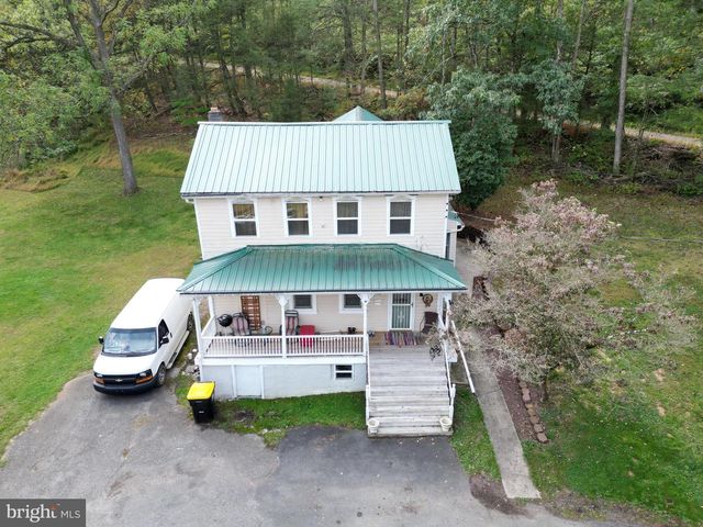42 BRICKY RD, Pottsville, PA 17901