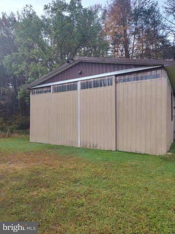 42 BRICKY RD, Pottsville, PA 17901