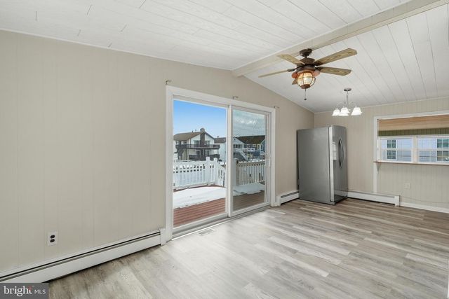 40 DADDY TUCKER, Little Egg Harbor Twp, NJ 08087
