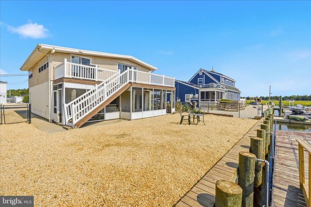 40 DADDY TUCKER, Little Egg Harbor Twp, NJ 08087
