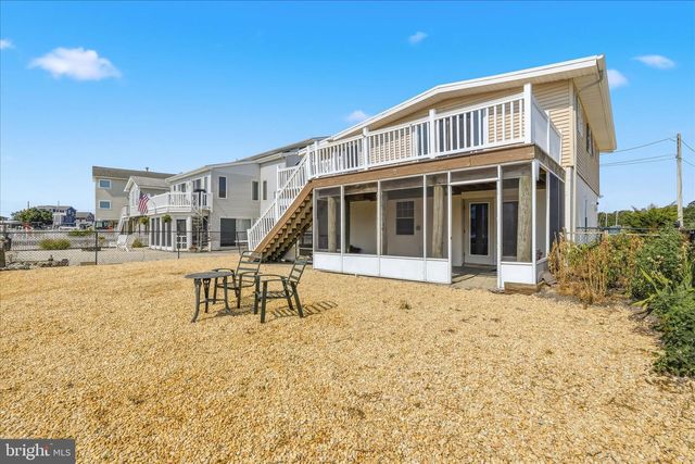 40 DADDY TUCKER, Little Egg Harbor Twp, NJ 08087