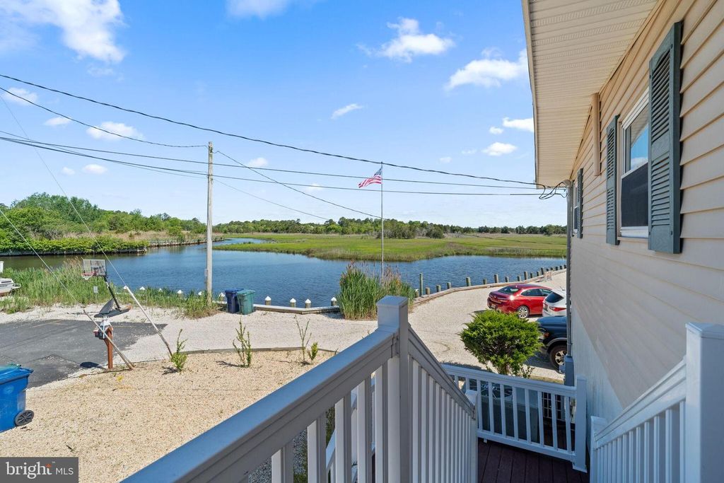 40 DADDY TUCKER, Little Egg Harbor Twp, NJ 08087