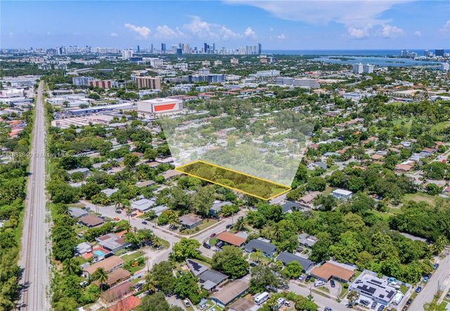 1231 NE 115th St, Miami, FL 33161