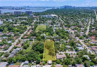 1231 NE 115th St, Miami, FL 33161