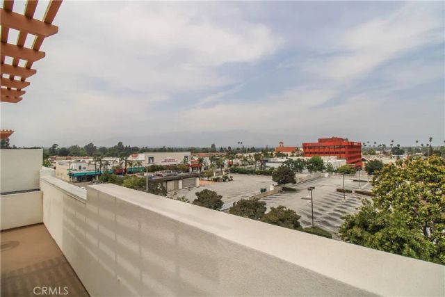 15 S Chapel Ave, Alhambra, CA 91801