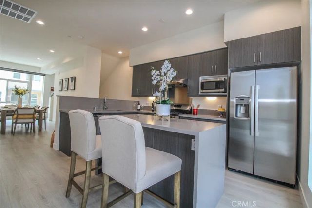 15 S Chapel Ave, Alhambra, CA 91801