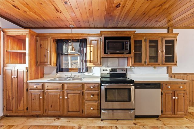 109 New Orchard Dr, Frazer, PA 15084