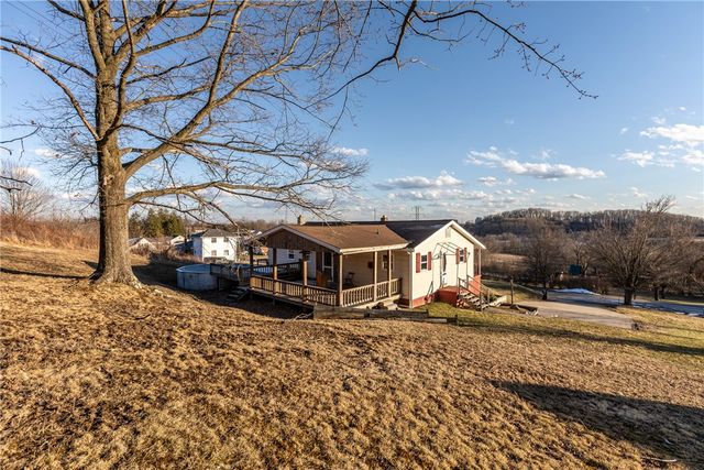 109 New Orchard Dr, Frazer, PA 15084