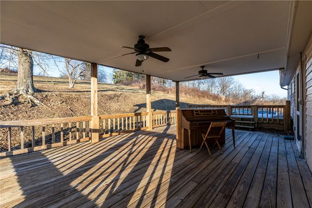 109 New Orchard Dr, Frazer, PA 15084