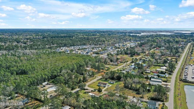 200 1st Street, Hampstead, NC 28443