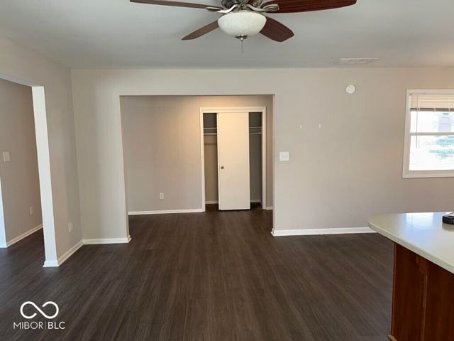 8238 E 11th Street, Indianapolis, IN 46219