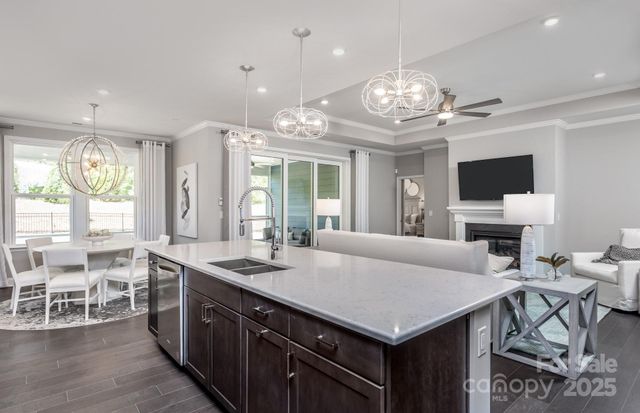 2736 Peak Court 224, Belmont, NC 28012