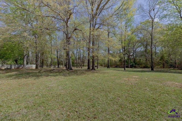 214 Knob Hill Drive, Warner Robins, GA 31088