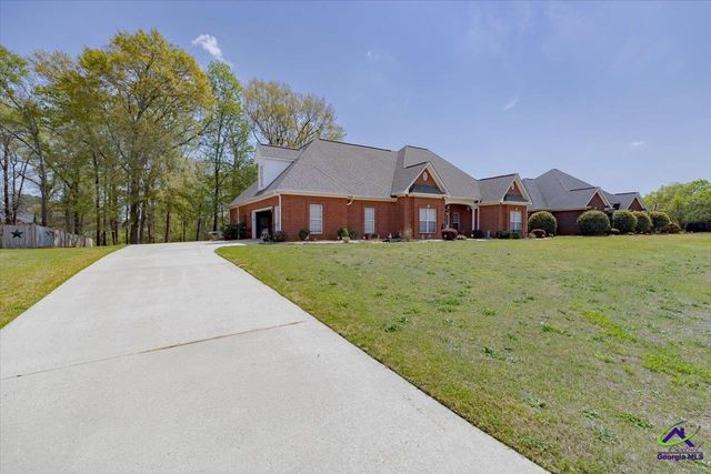214 Knob Hill Drive, Warner Robins, GA 31088