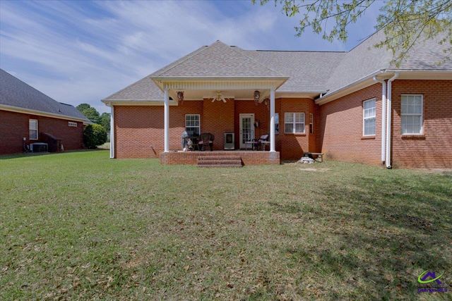214 Knob Hill Drive, Warner Robins, GA 31088