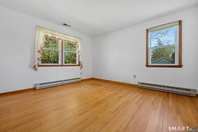 10 Fieldstone Lane, New Milford, CT 06776