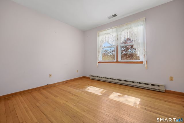 10 Fieldstone Lane, New Milford, CT 06776